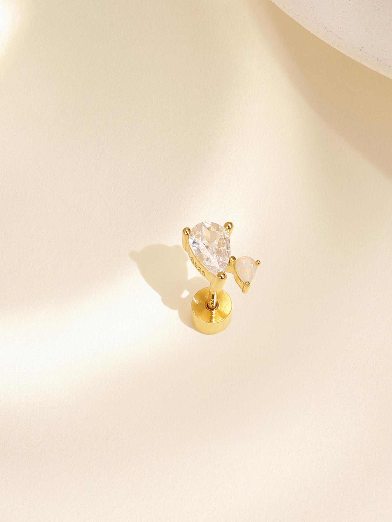 [Copy][Copy][Copy][Copy][Copy]925 Opal Flat-head Threaded Cartilage Piercing Earring