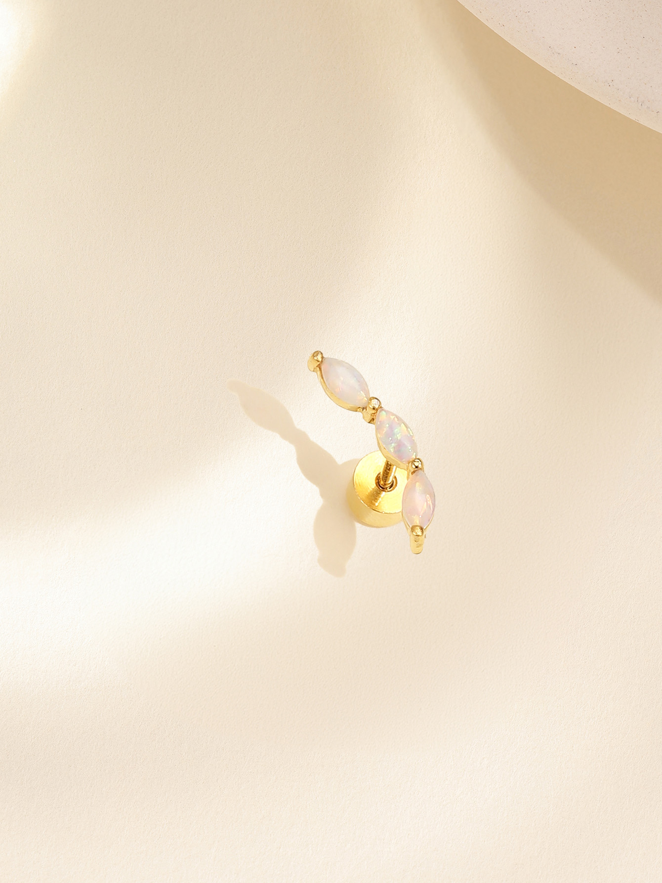 925 3-leaf Clover Opal Flat-head Threaded Cartilage Piercing Earring