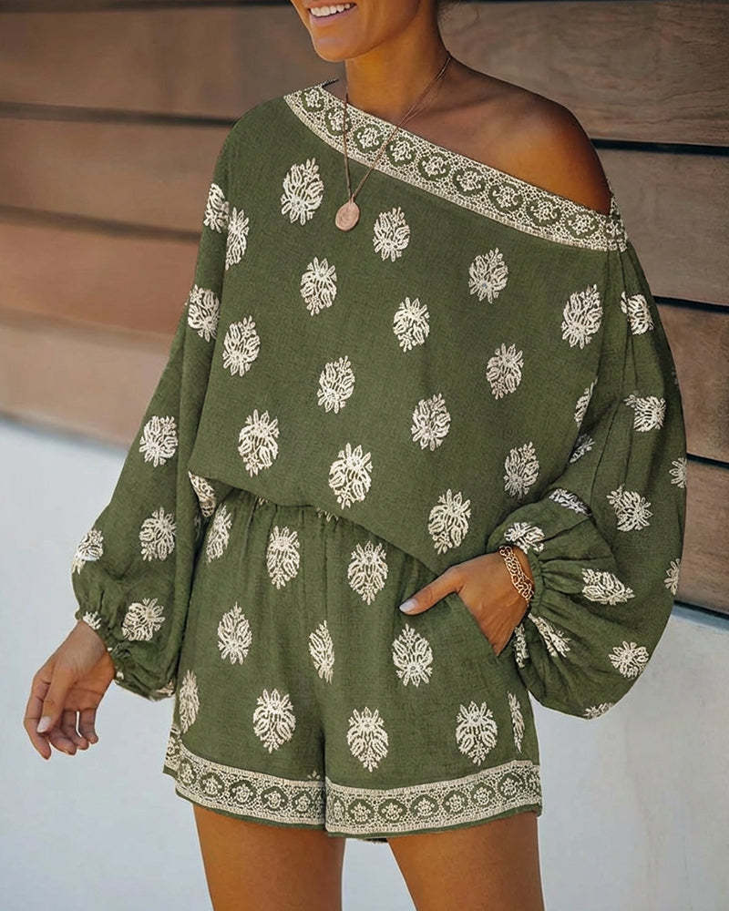 2 Pieces Outfit Boho Skew Neck Lantern Sleeve Top and Elastic Waist Shorts Set Casual Vintage Baroque Placement Print Vacation Set