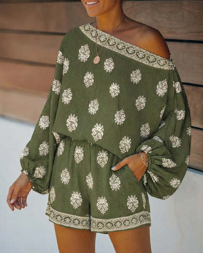 2 Pieces Outfit Boho Skew Neck Lantern Sleeve Top and Elastic Waist Shorts Set Casual Vintage Baroque Placement Print Vacation Set