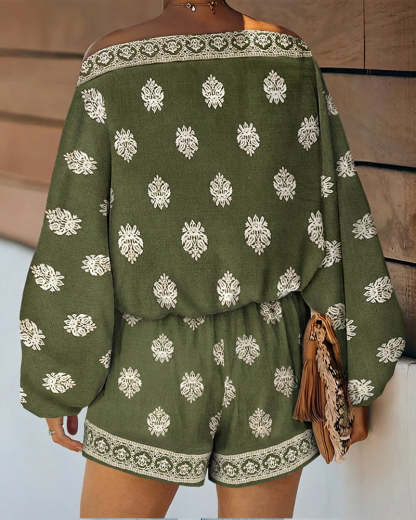 2 Pieces Outfit Boho Skew Neck Lantern Sleeve Top and Elastic Waist Shorts Set Casual Vintage Baroque Placement Print Vacation Set