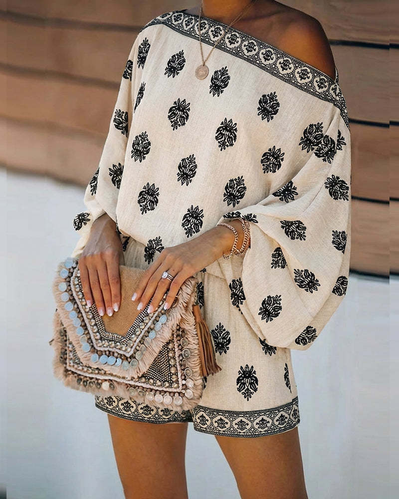 2 Pieces Outfit Boho Skew Neck Lantern Sleeve Top and Elastic Waist Shorts Set Casual Vintage Baroque Placement Print Vacation Set