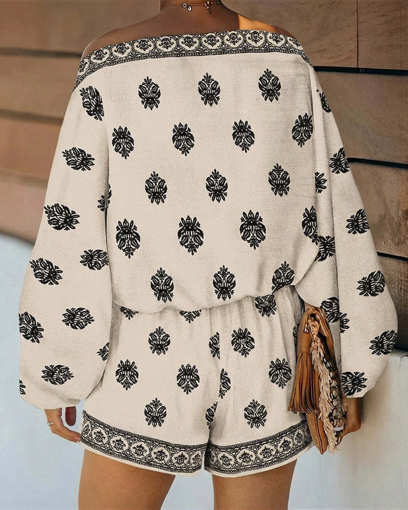 2 Pieces Outfit Boho Skew Neck Lantern Sleeve Top and Elastic Waist Shorts Set Casual Vintage Baroque Placement Print Vacation Set