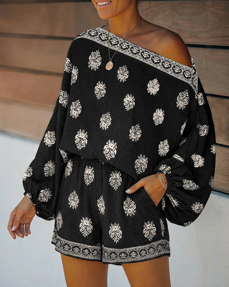 2 Pieces Outfit Boho Skew Neck Lantern Sleeve Top and Elastic Waist Shorts Set Casual Vintage Baroque Placement Print Vacation Set