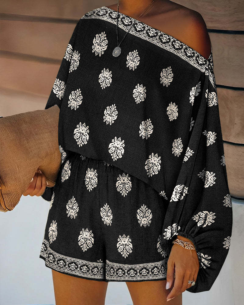 2 Pieces Outfit Boho Skew Neck Lantern Sleeve Top and Elastic Waist Shorts Set Casual Vintage Baroque Placement Print Vacation Set