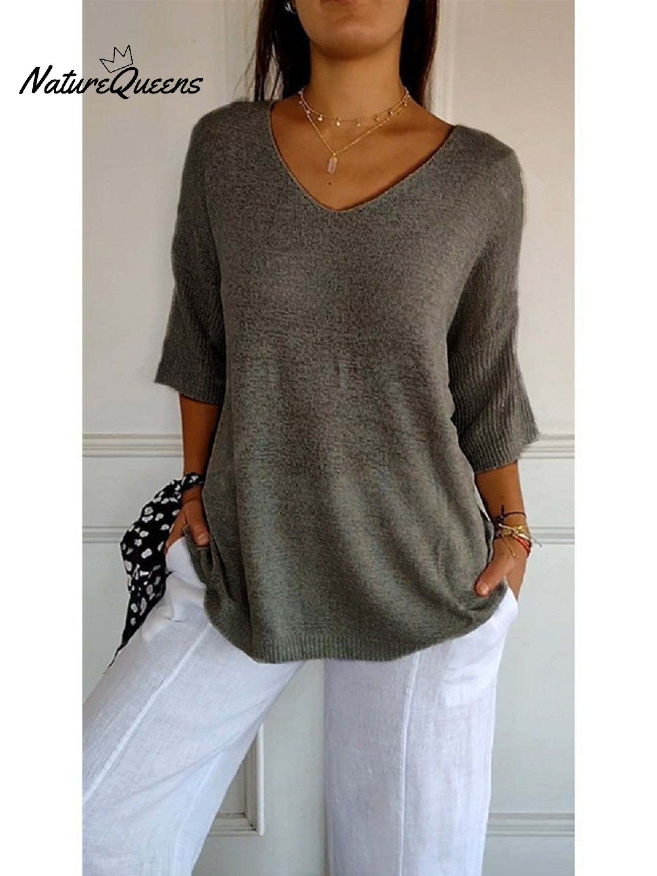 Women's Solid Color Knitted 3/4 Sleeve V-neck Top
