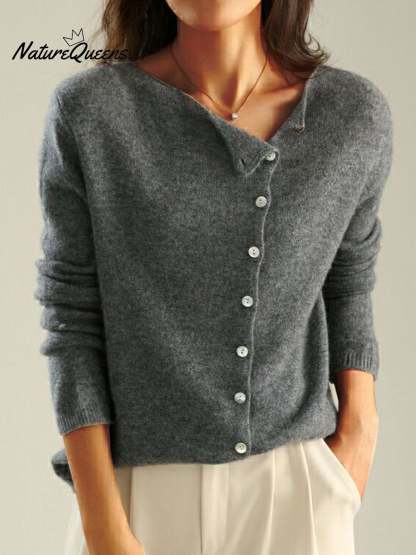 Women's Retro Style Round Neck Single-Row Button Cashmere Knit Thin Cardigan