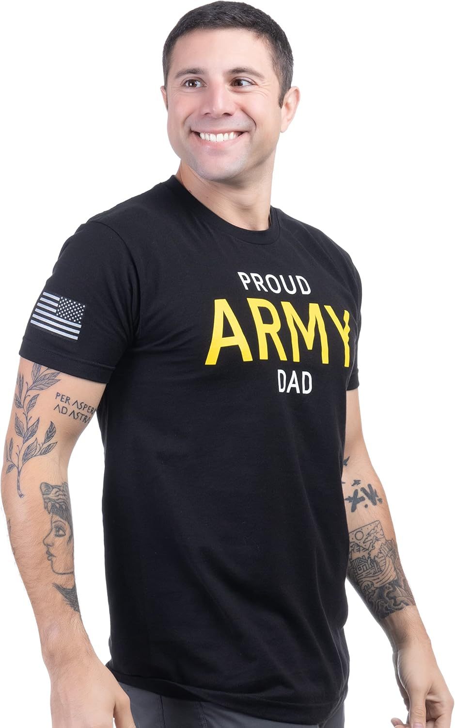 Proud Army Family | Licensed U.S. Military Infantry Armor Artillery Tee Shirt (T-Shirt) for Men Women