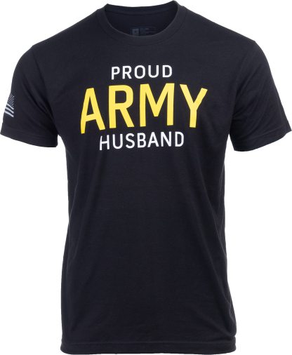 Proud Army Family | Licensed U.S. Military Infantry Armor Artillery Tee Shirt (T-Shirt) for Men Women
