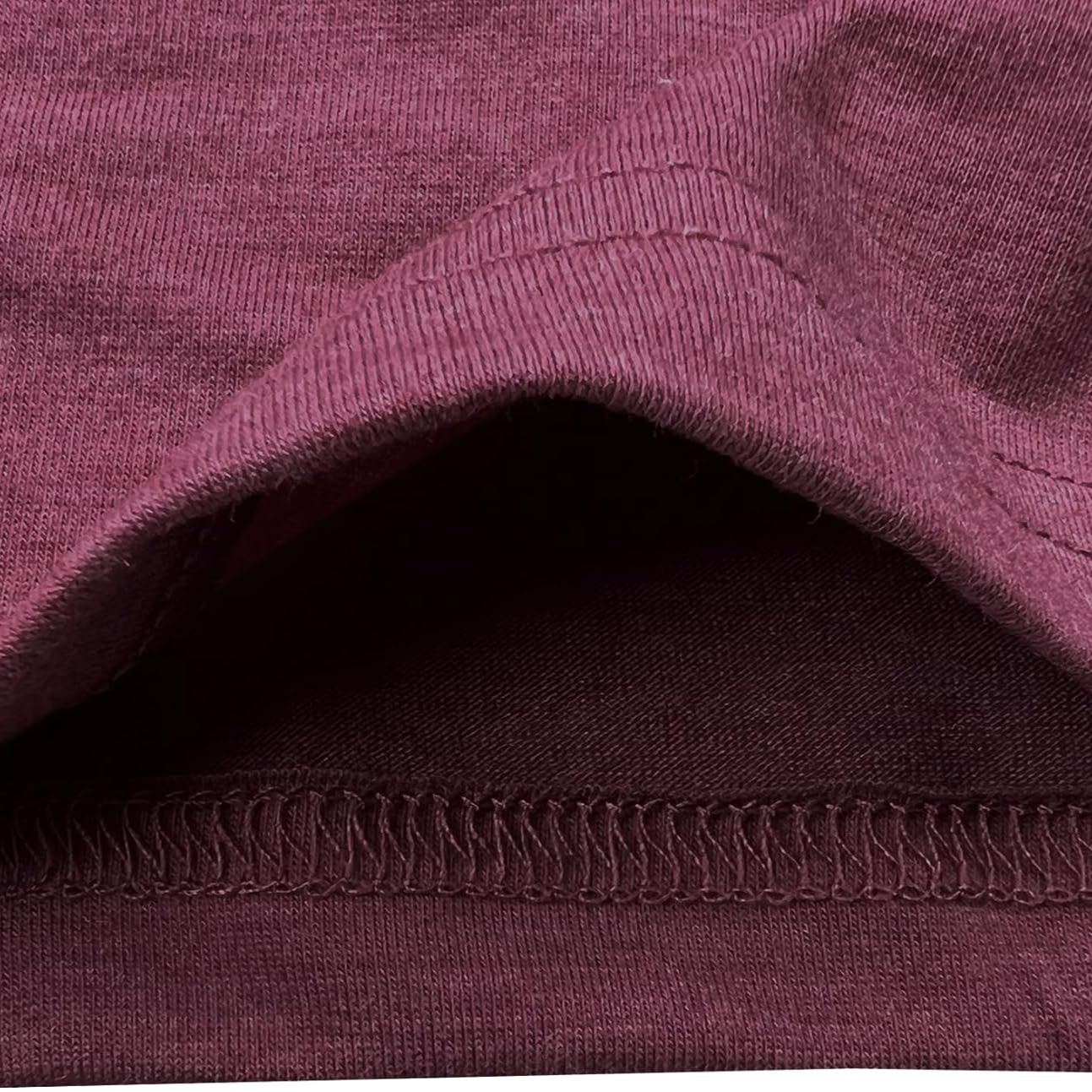 Women’s Heart Graphic T-Shirt, Soft & Breathable Lightweight Fabric, Short Sleeve Crewneck, Regular Fit – Casual