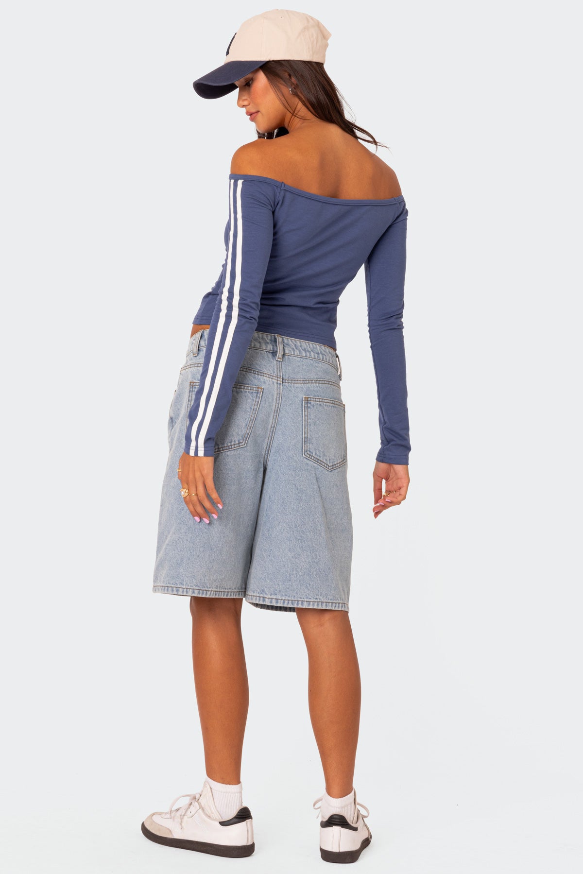 90'S Off Shoulder Long Sleeve T Shirt-Juice Dress