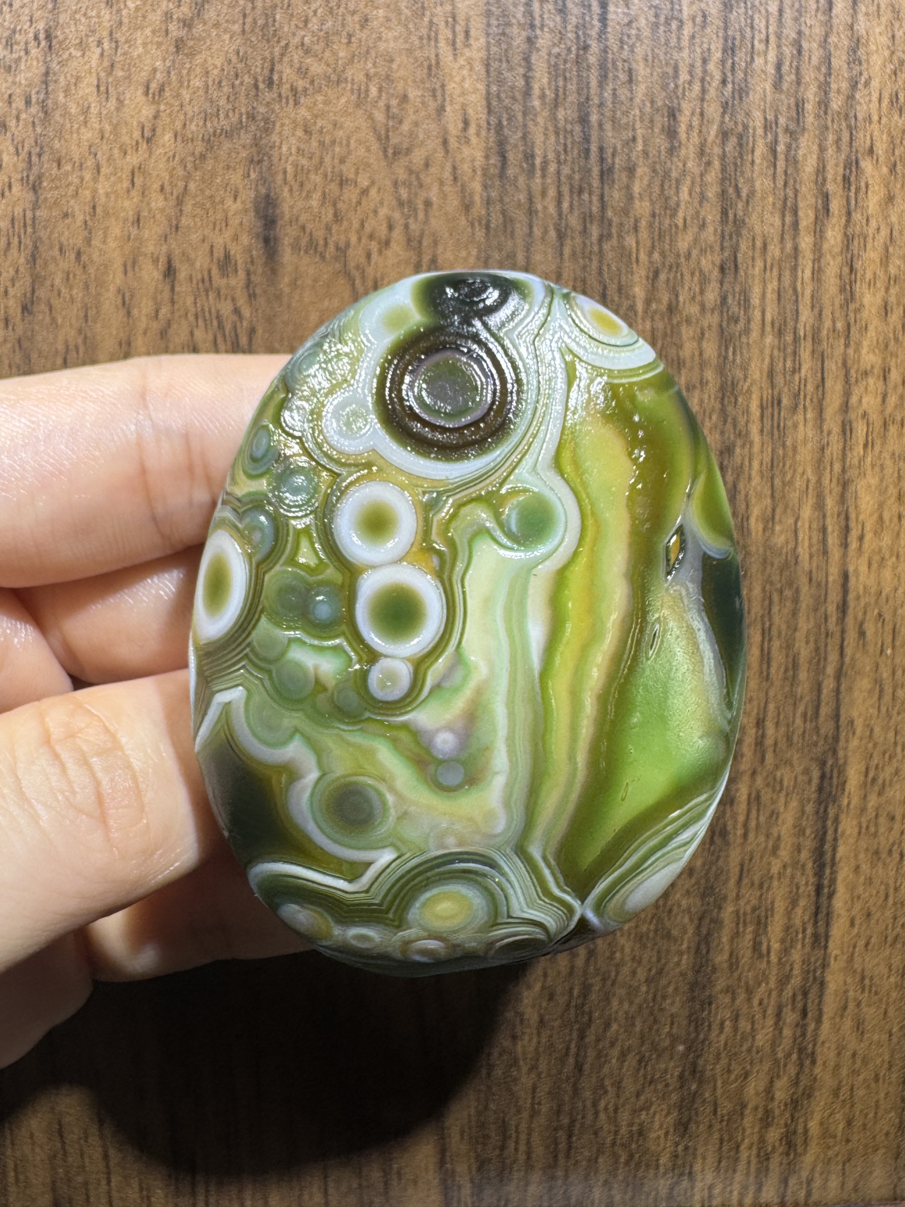 Mongolian Gobi flower‑eye agate（D23）2.56×1.97×0.94 in
