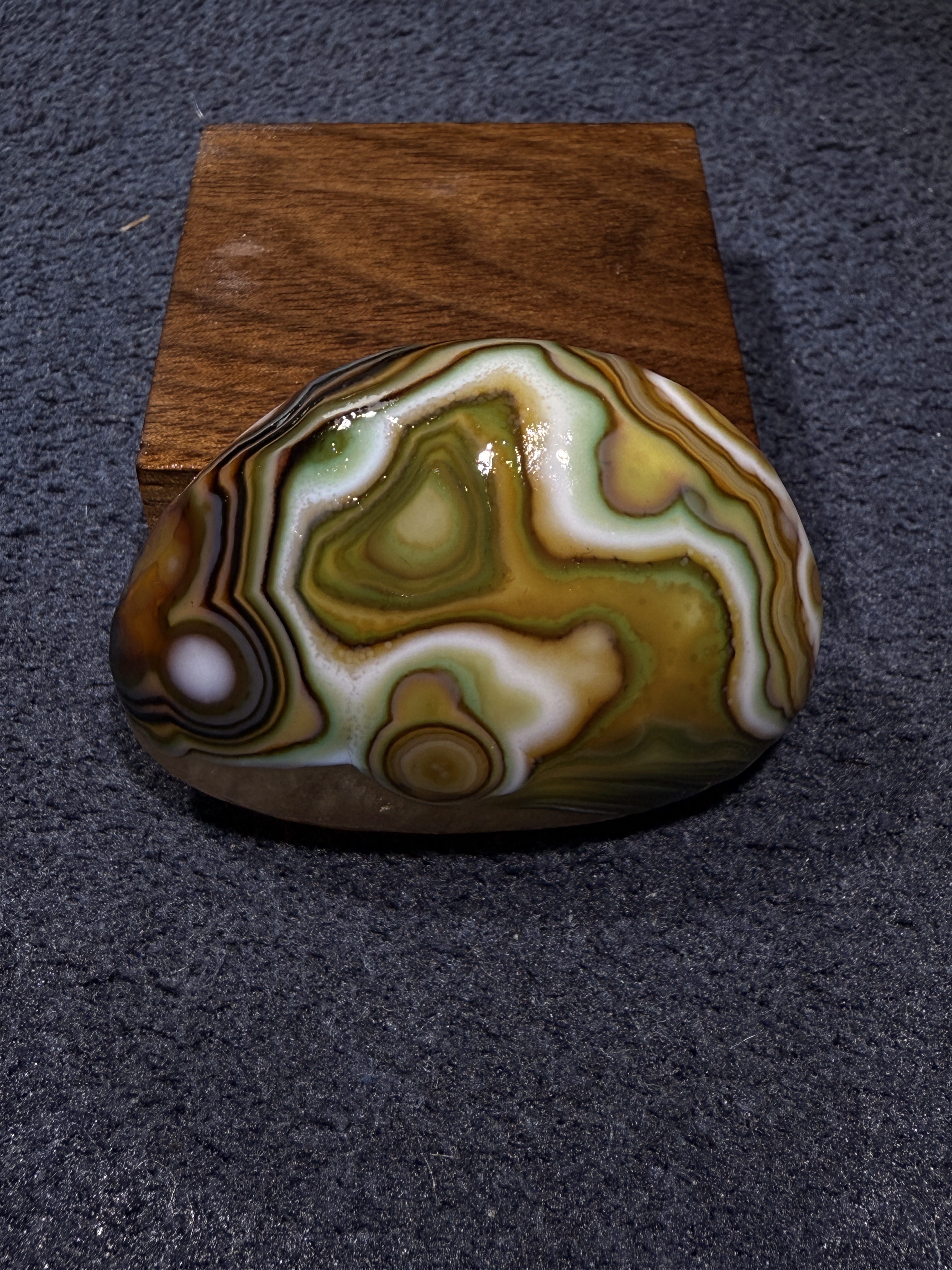 038