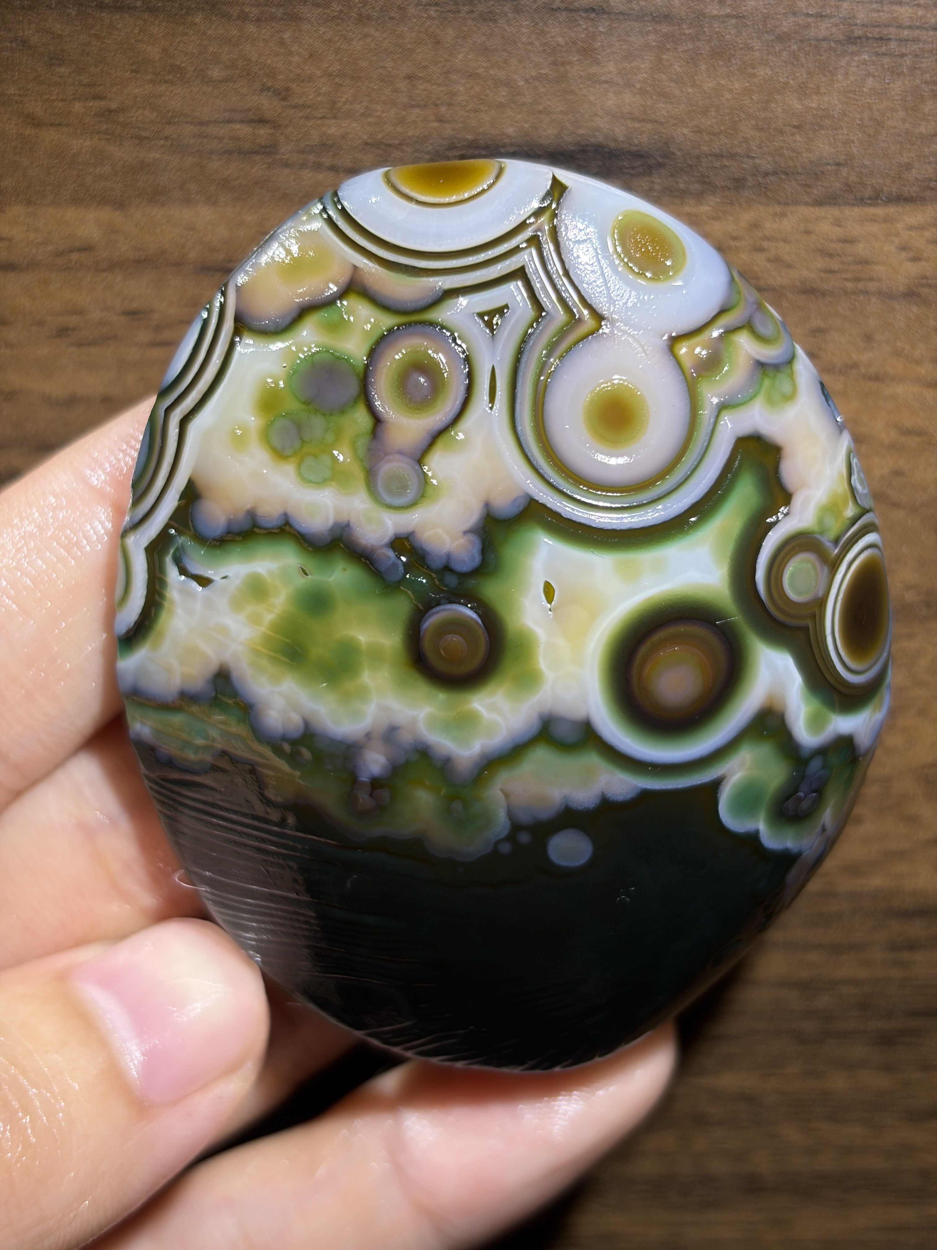 Mongolian Gobi flower‑eye agate（D9）2.68×2.36×0.87 in