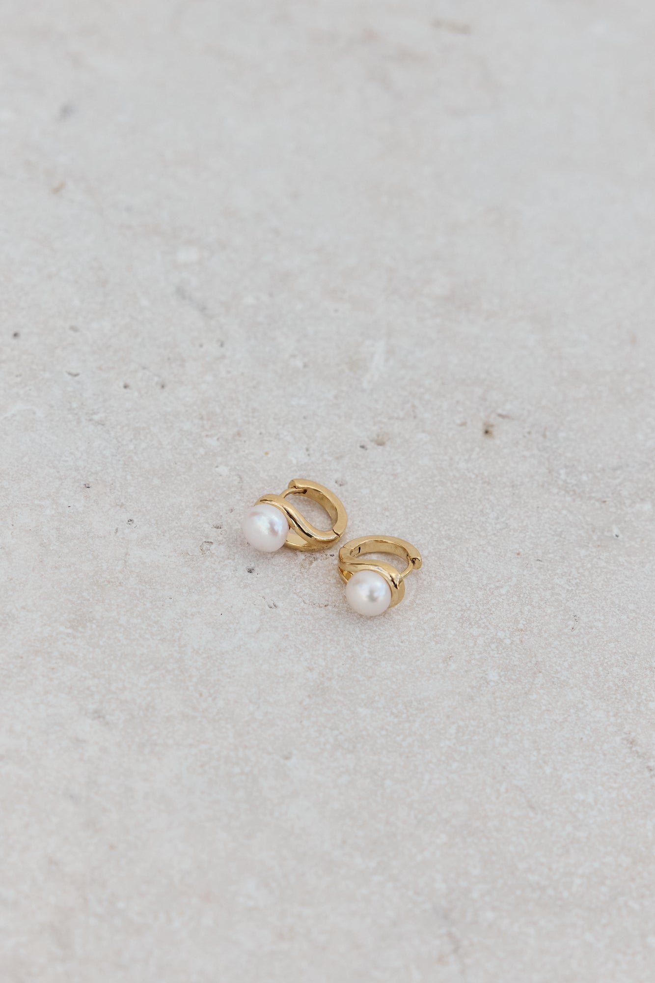 Kaida Pearl Earrings Gold-Seaa Fashion