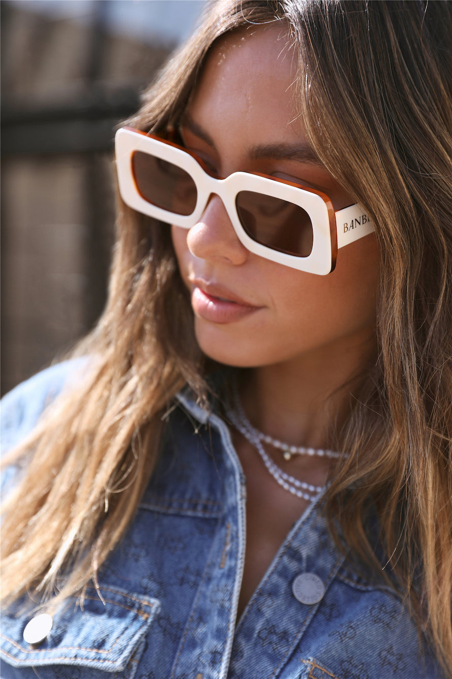 BANBÉ The Jones Sunglasses Ivory Maple Tort Cocoa-Seaa Fashion