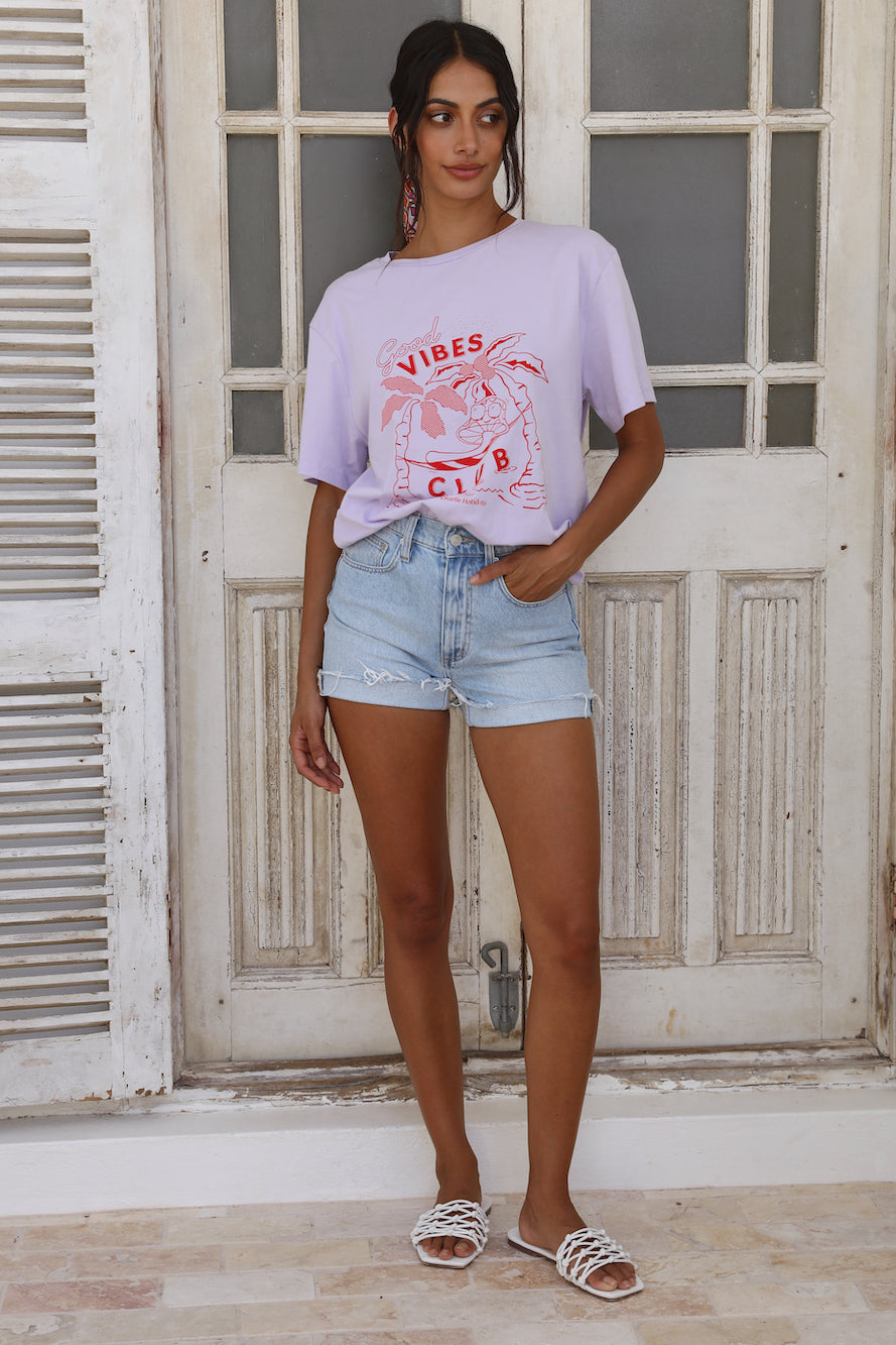 CHARLIE HOLIDAY Good Vibes Club Boyfriend Tee Lilac-Seaa Fashion