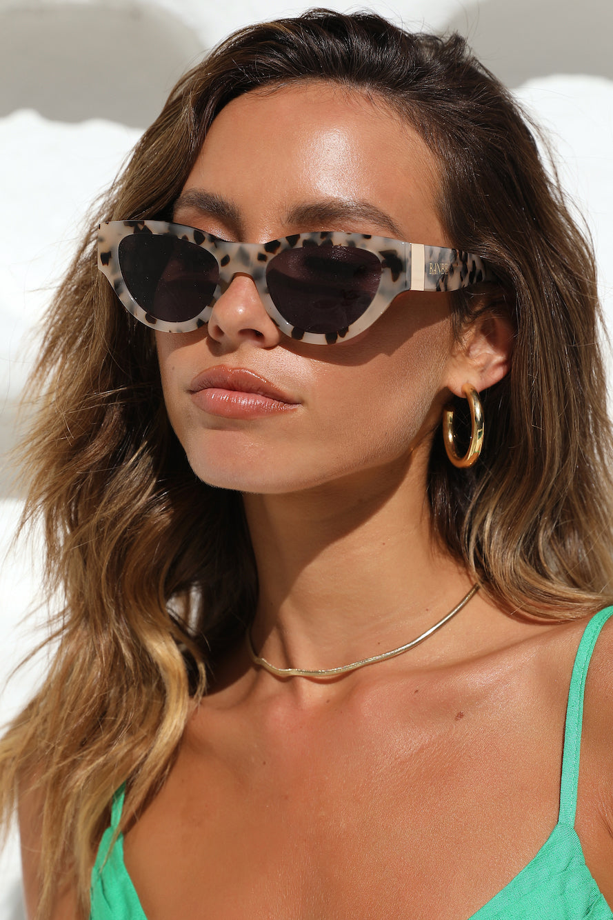 BANBÉ The Carla Sunglasses Blonde Tort-Jet-Seaa Fashion