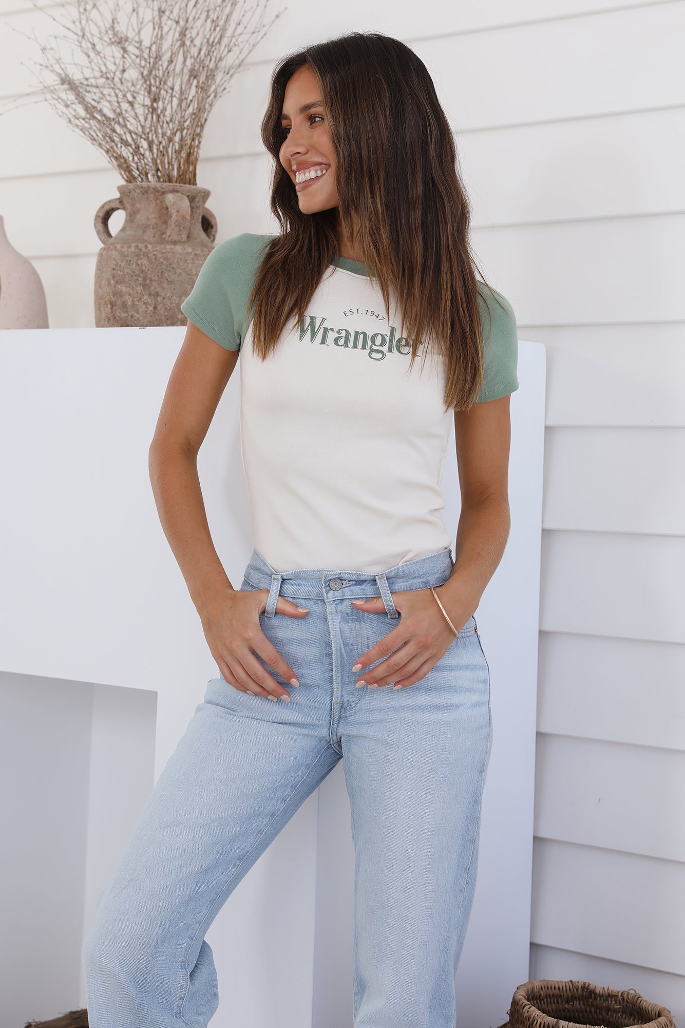 WRANGLER The Reaction Raglan Tank Ecru/Sage-Seaa Fashion