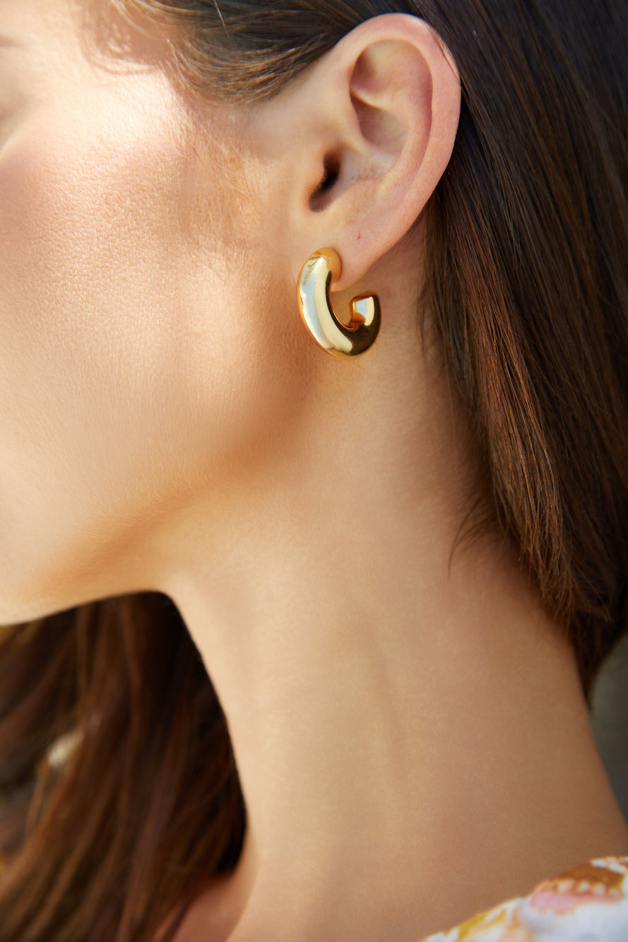 18K Gold Plated On Trend Earrings Gold-Seaa Fashion