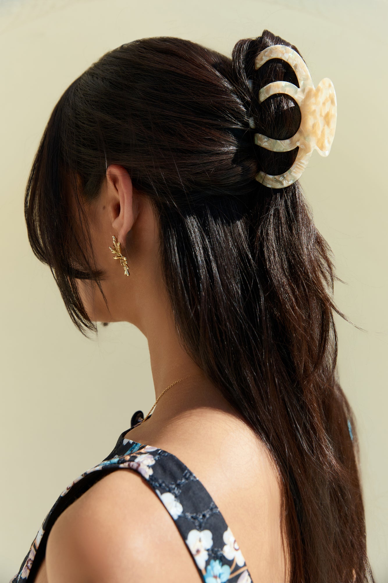 Mermaid Watch Claw Clip Nude-Seaa Fashion