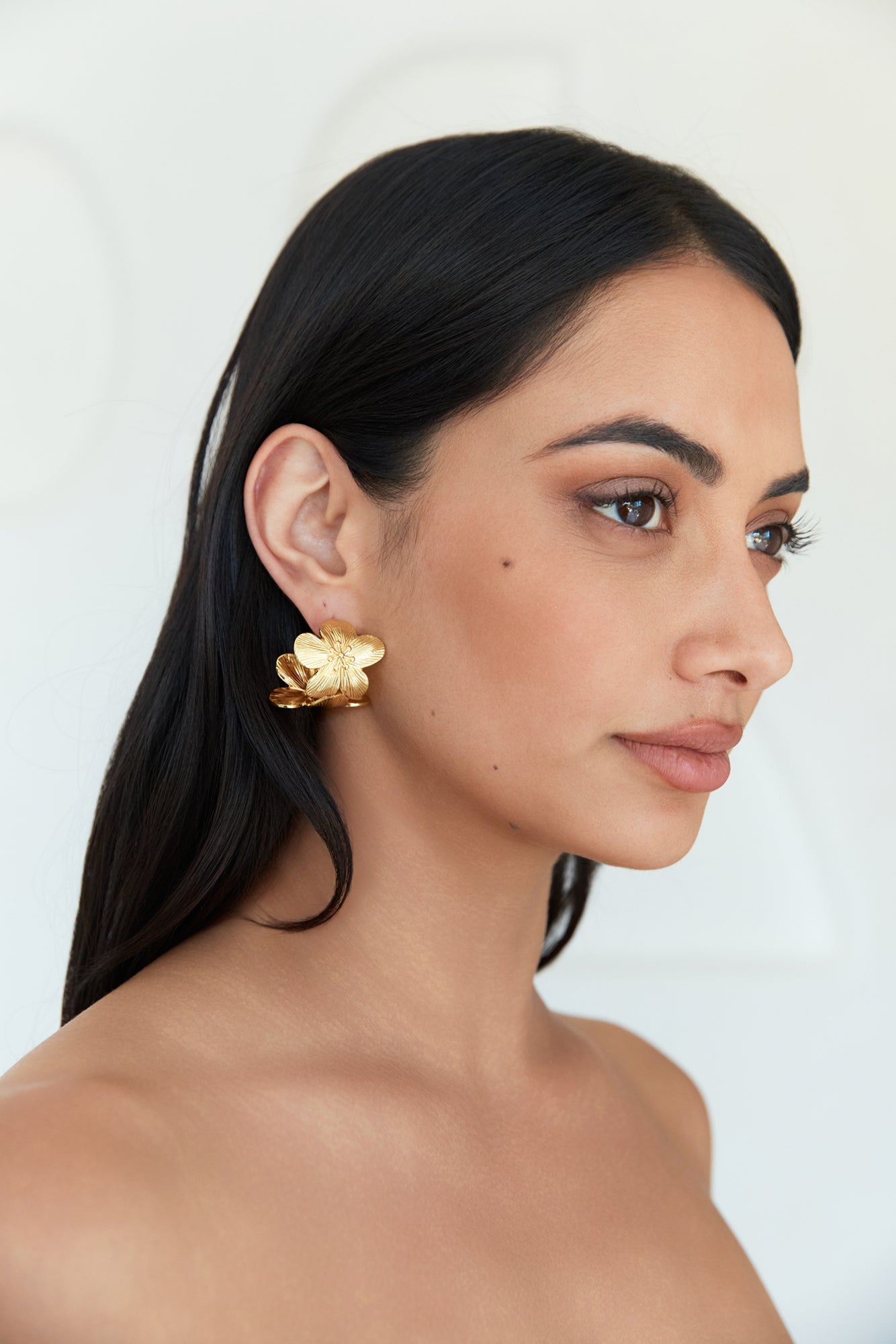 18K Gold Plated Aloha Dreams Flower Hoop Earrings Gold-Seaa Fashion