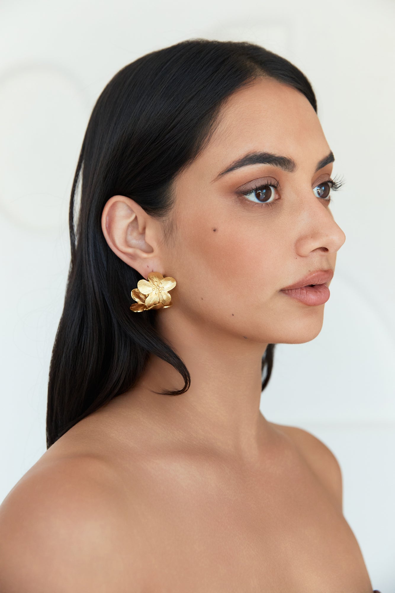 18K Gold Plated Aloha Dreams Flower Hoop Earrings Gold-Seaa Fashion