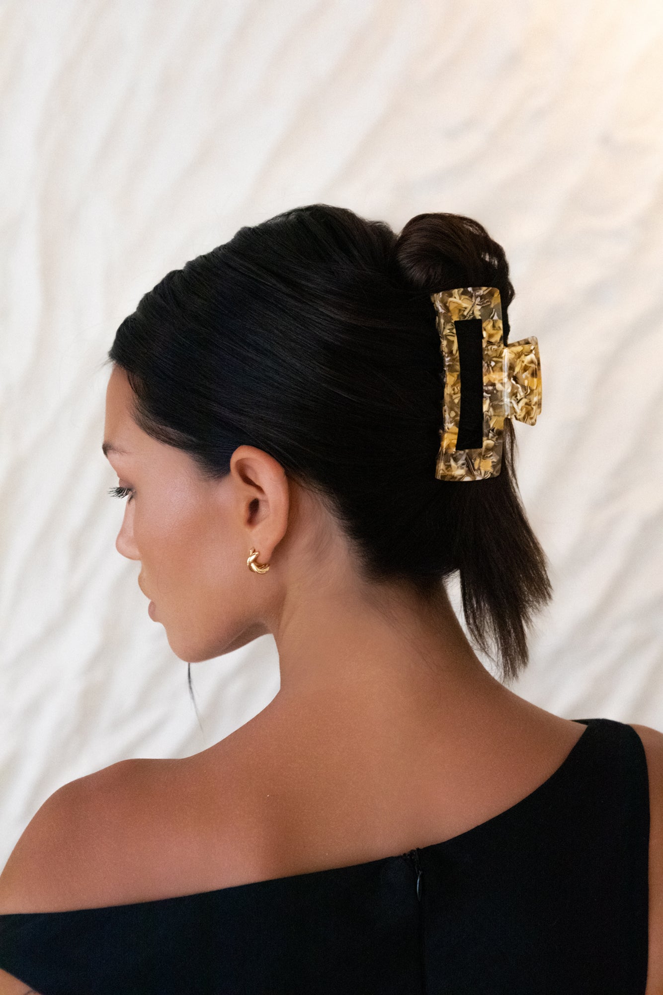 Dixie Claw Clip Brown-Seaa Fashion