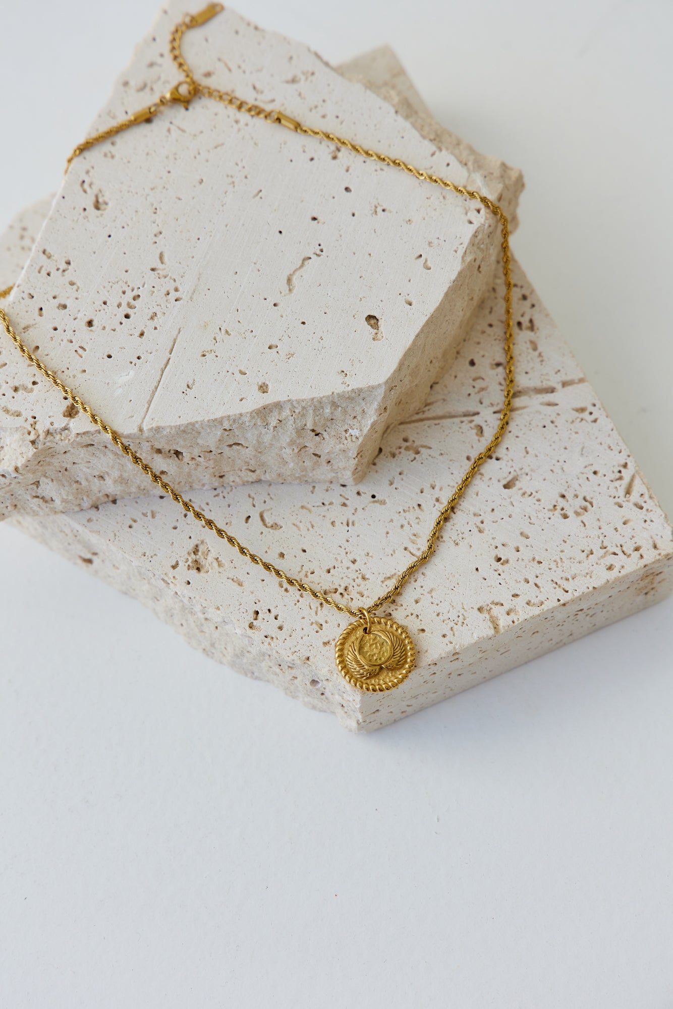 18k Gold Plated In Time Necklace Gold-Seaa Fashion