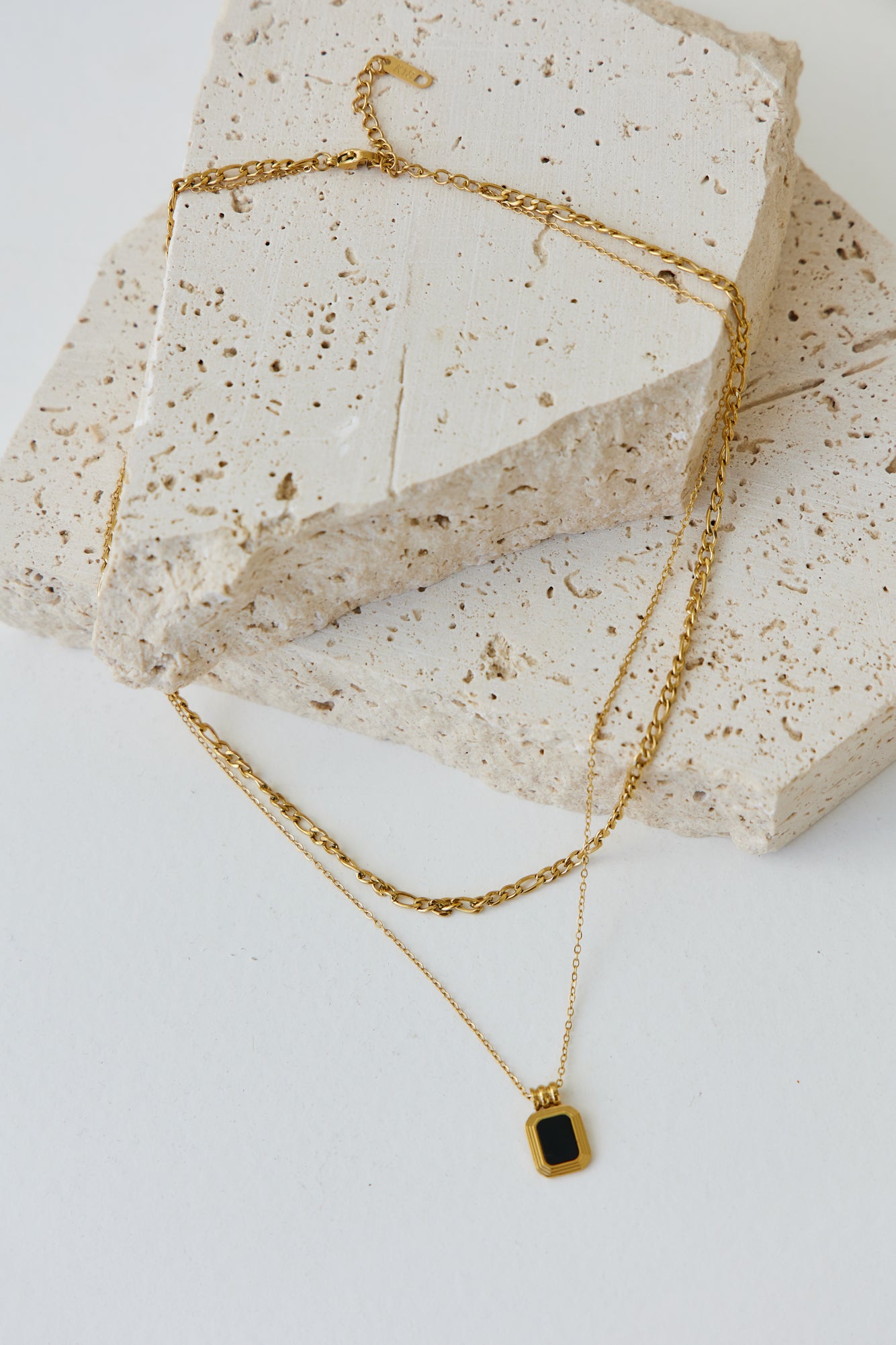 Viviel Necklace Gold-Seaa Fashion