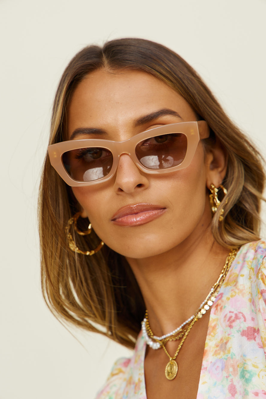 BANBÉ The Kerr Sunglasses Nude Desert-Seaa Fashion
