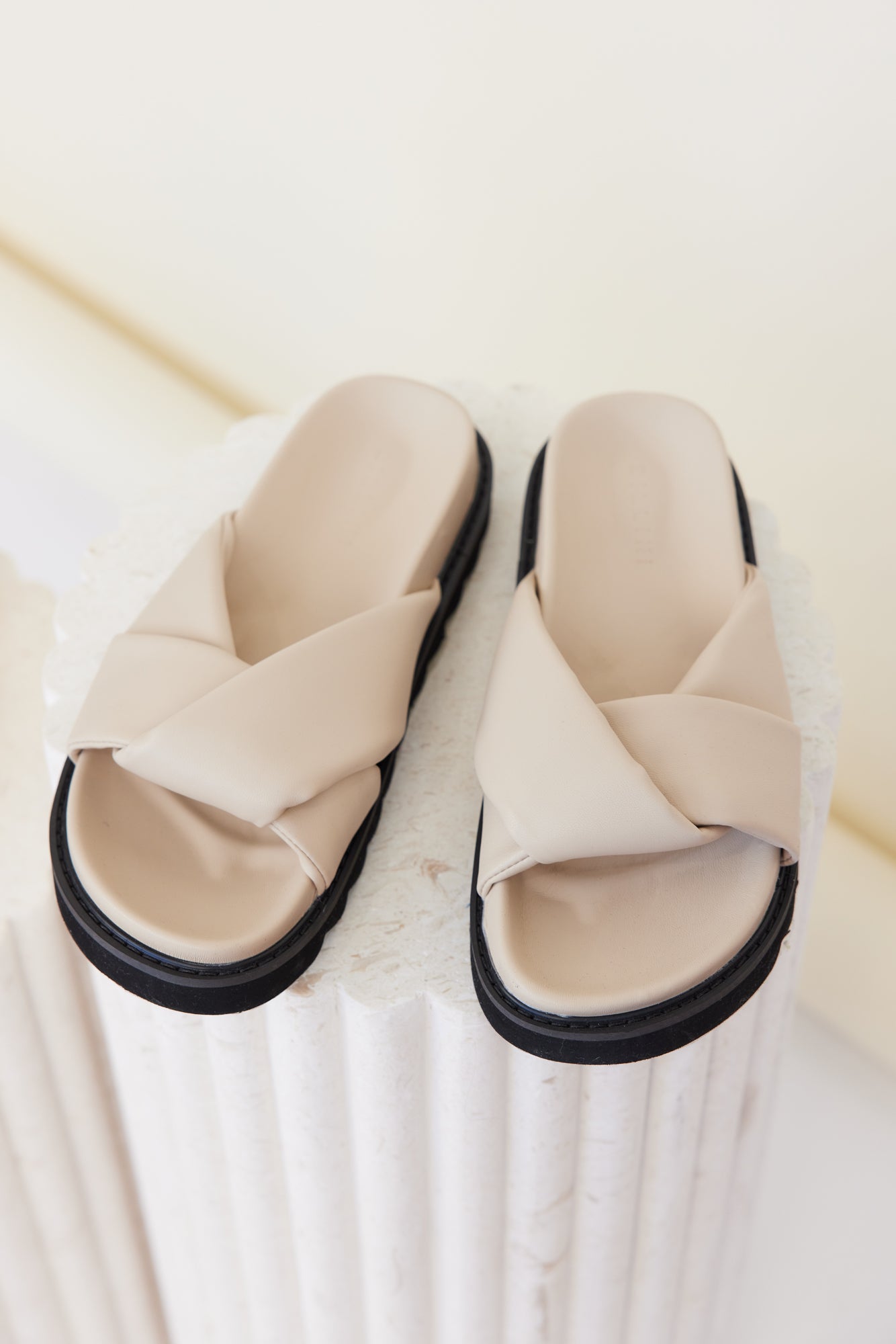 BILLINI Wolfe Slide Birch-Seaa Fashion