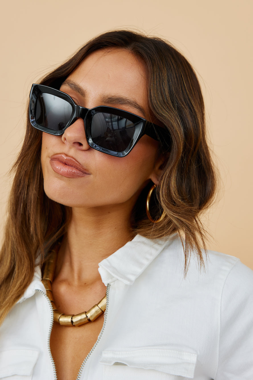 REALITY Onassis Sunglasses Black-Seaa Fashion