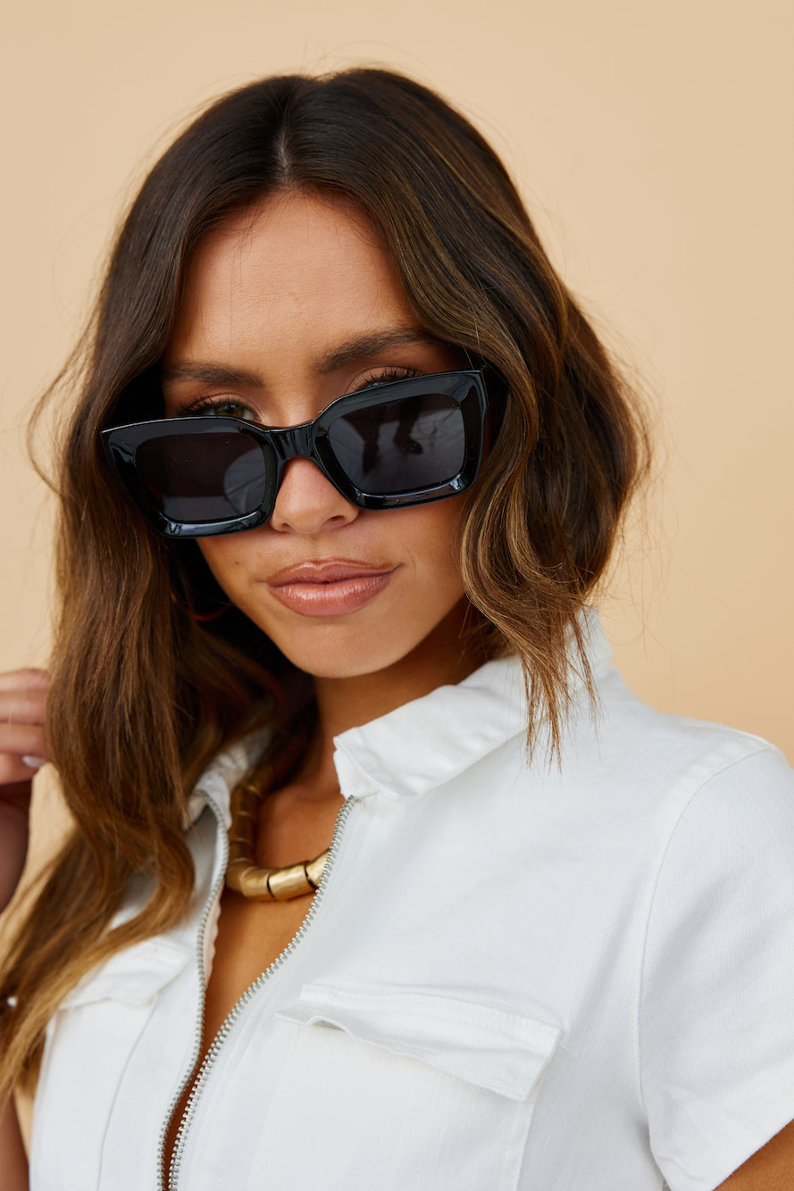 REALITY Onassis Sunglasses Black-Seaa Fashion