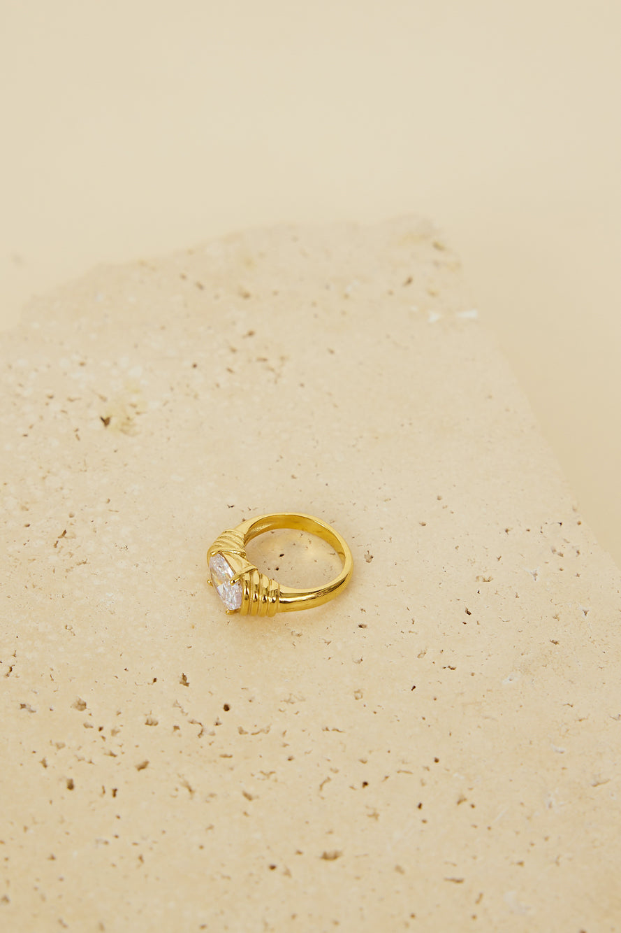 Carry On Ring Gold-Seaa Fashion