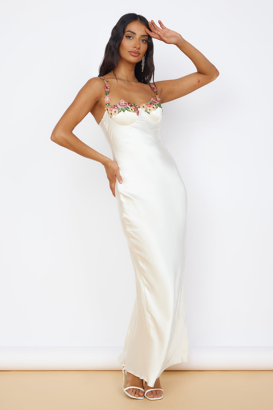 Magnetic Forces Maxi Dress White-Seaa Fashion