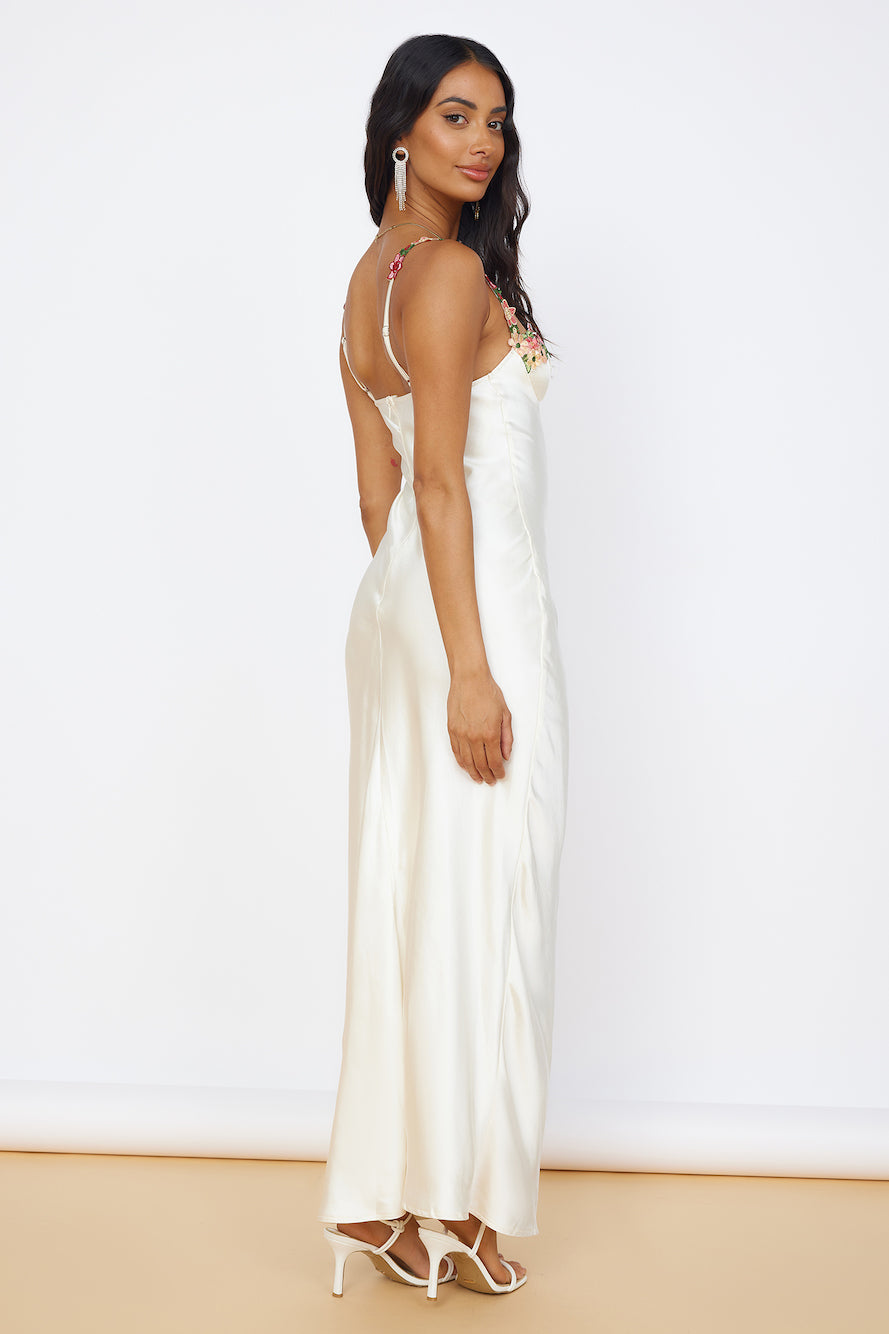 Magnetic Forces Maxi Dress White-Seaa Fashion