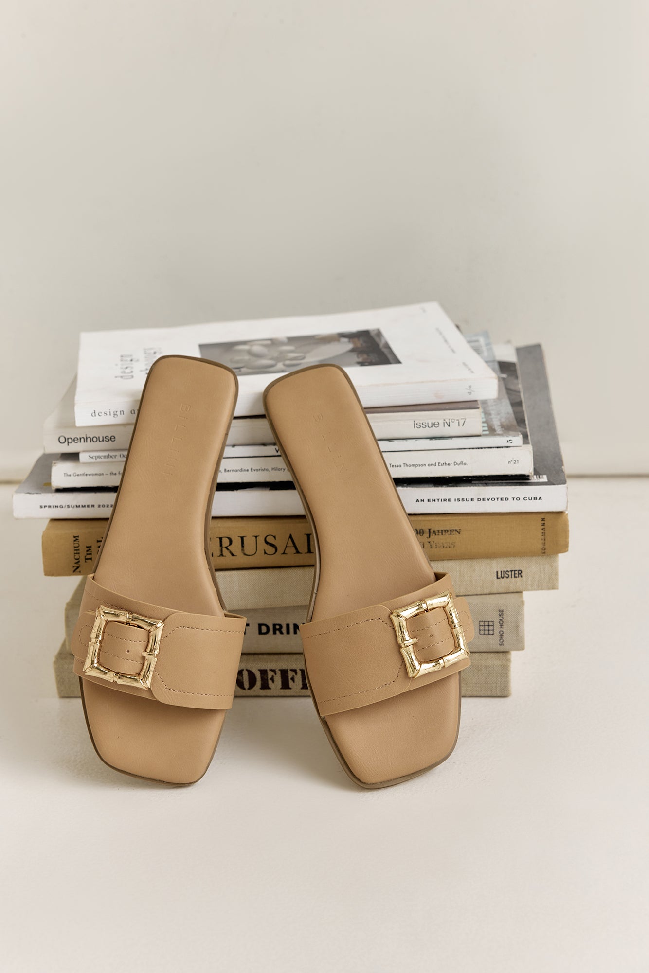 Xabi Sandal Desert-Seaa Fashion