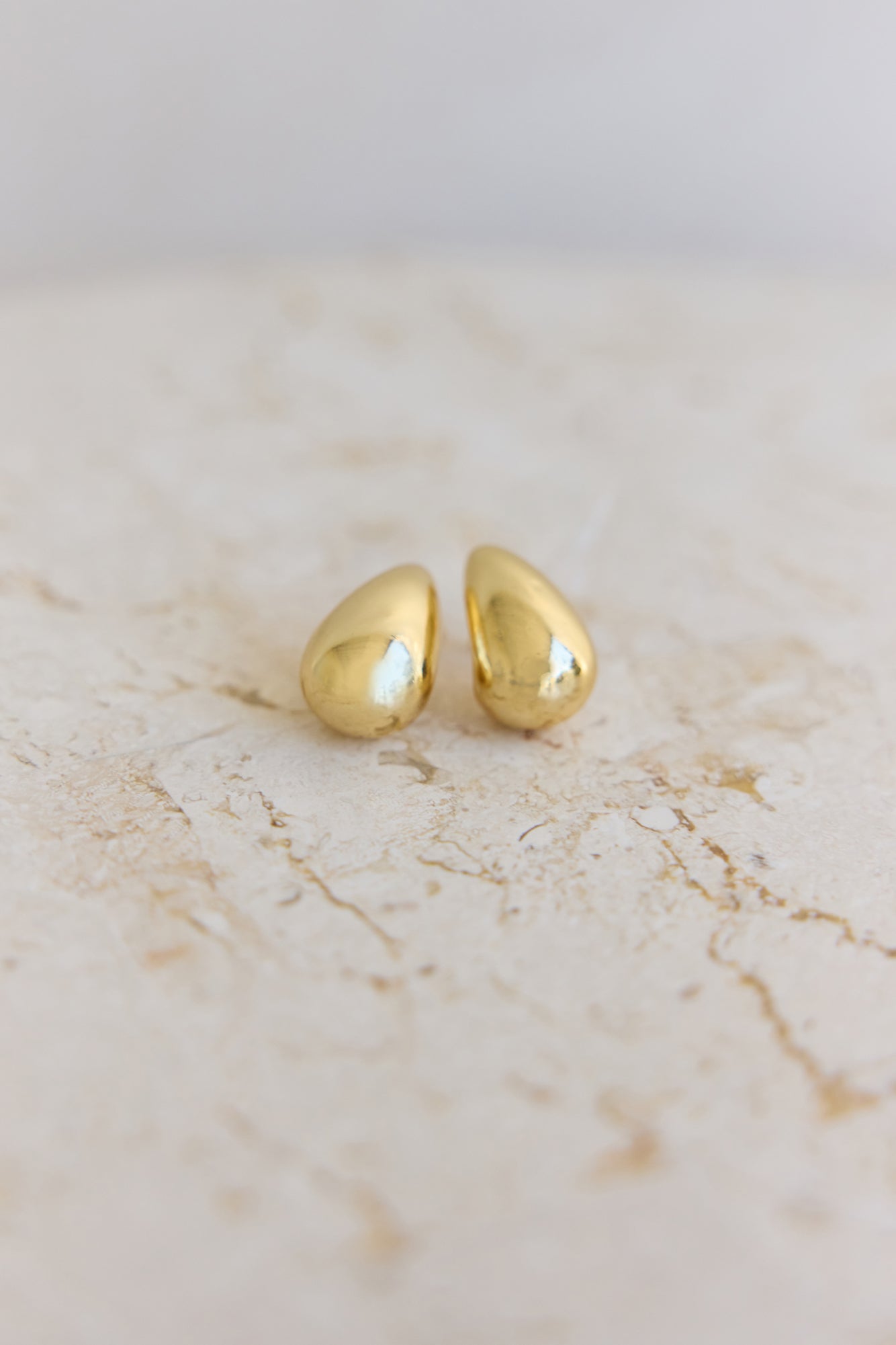 Luna Drops Earrings Gold-Seaa Fashion