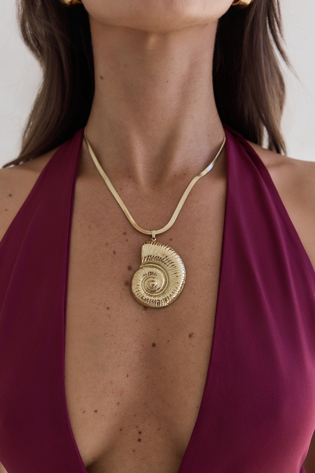 Twirl Shell Necklace Gold-Seaa Fashion