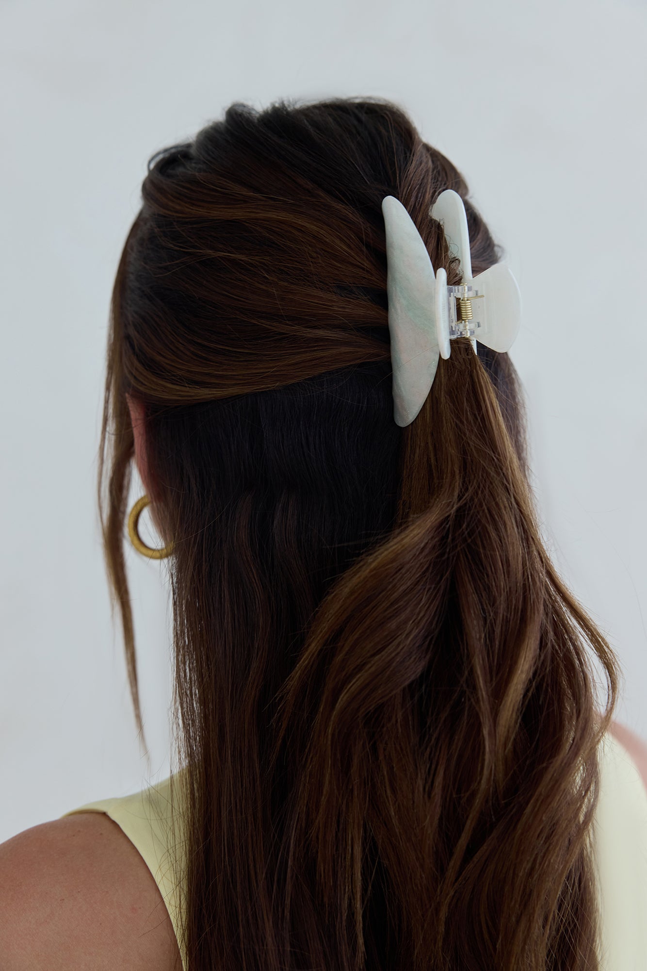 Sundown Claw Clip White-Seaa Fashion