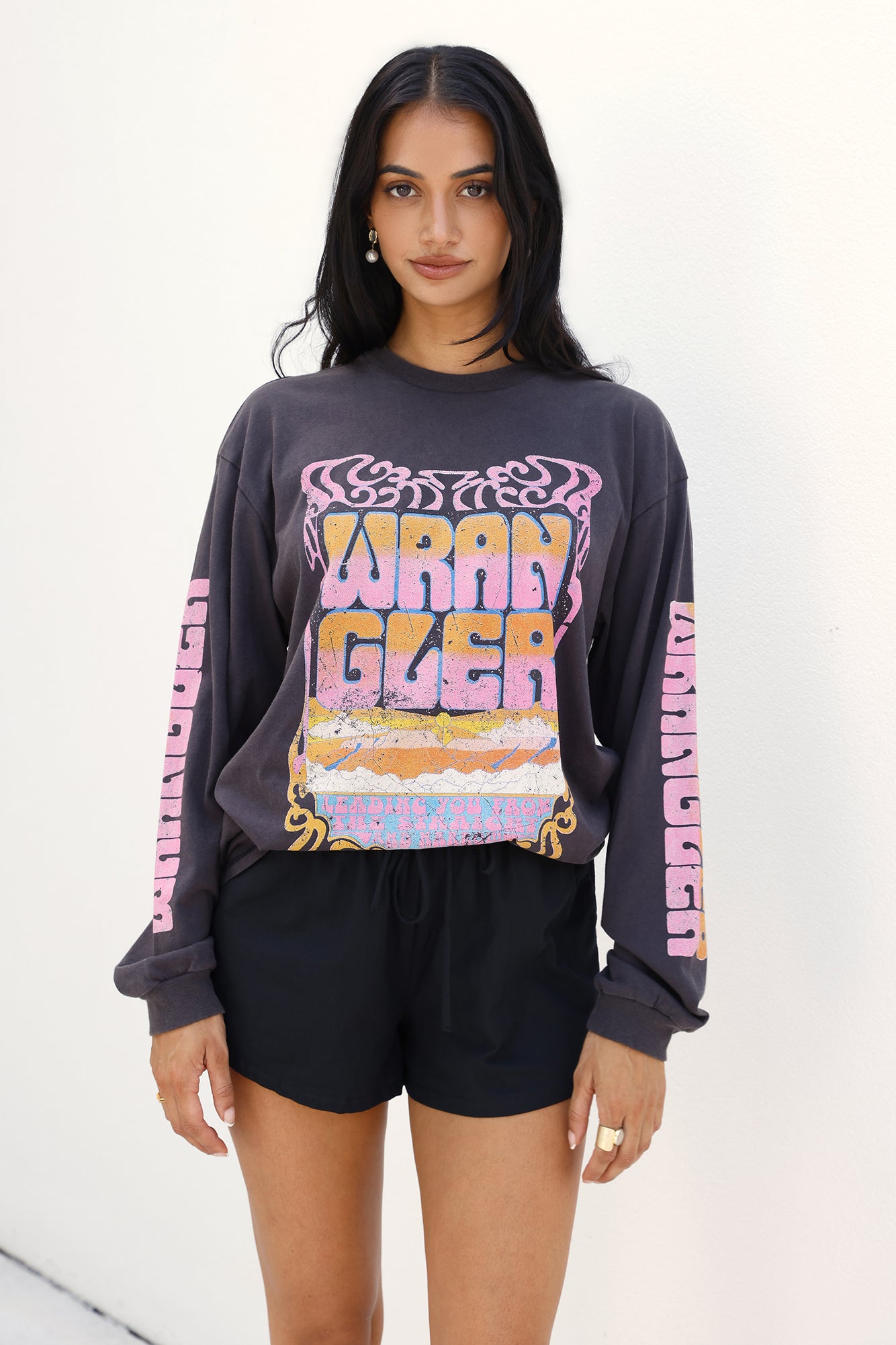 The Stacked L/S Tee Worn Black-Seaa Fashion