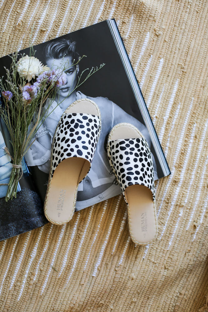 HUMAN PREMIUM Payton Ocelot Slide-Seaa Fashion