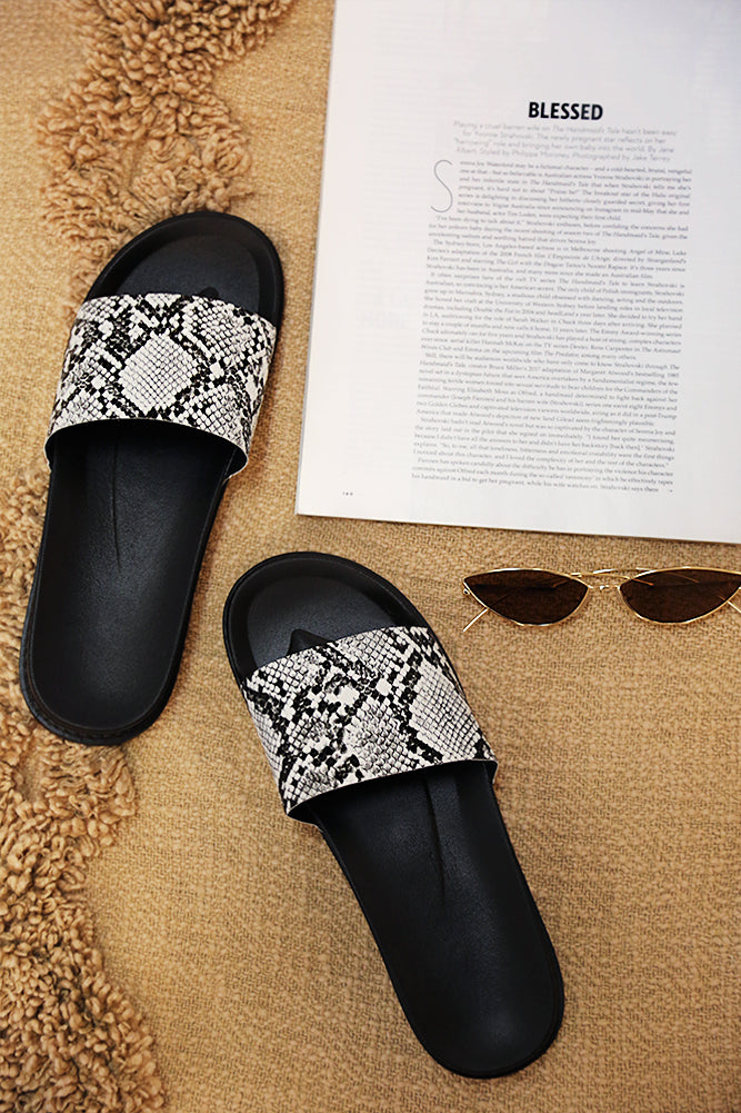 Orphelia Slides Snake-Seaa Fashion