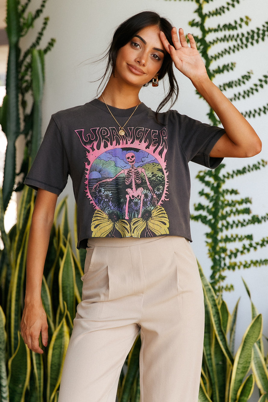 WRANGLER Floral Bones Crop Tee Worn Black-Seaa Fashion