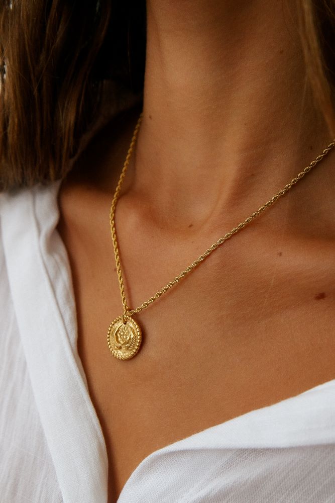 18k Gold Plated In Time Necklace Gold-Seaa Fashion