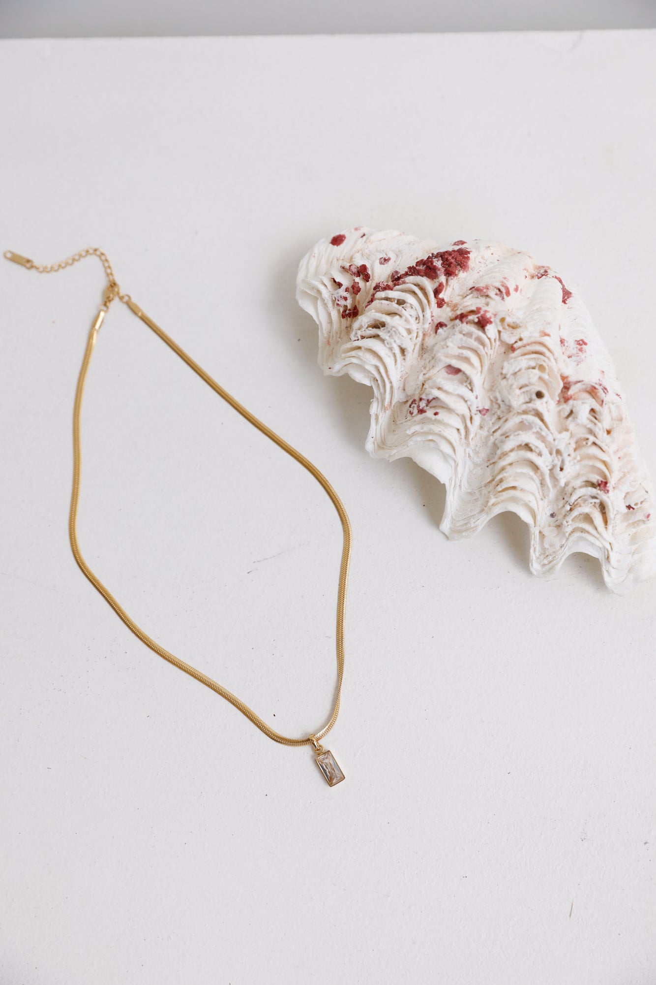 18k Gold Plated Looking Glass Necklace Clear-Seaa Fashion