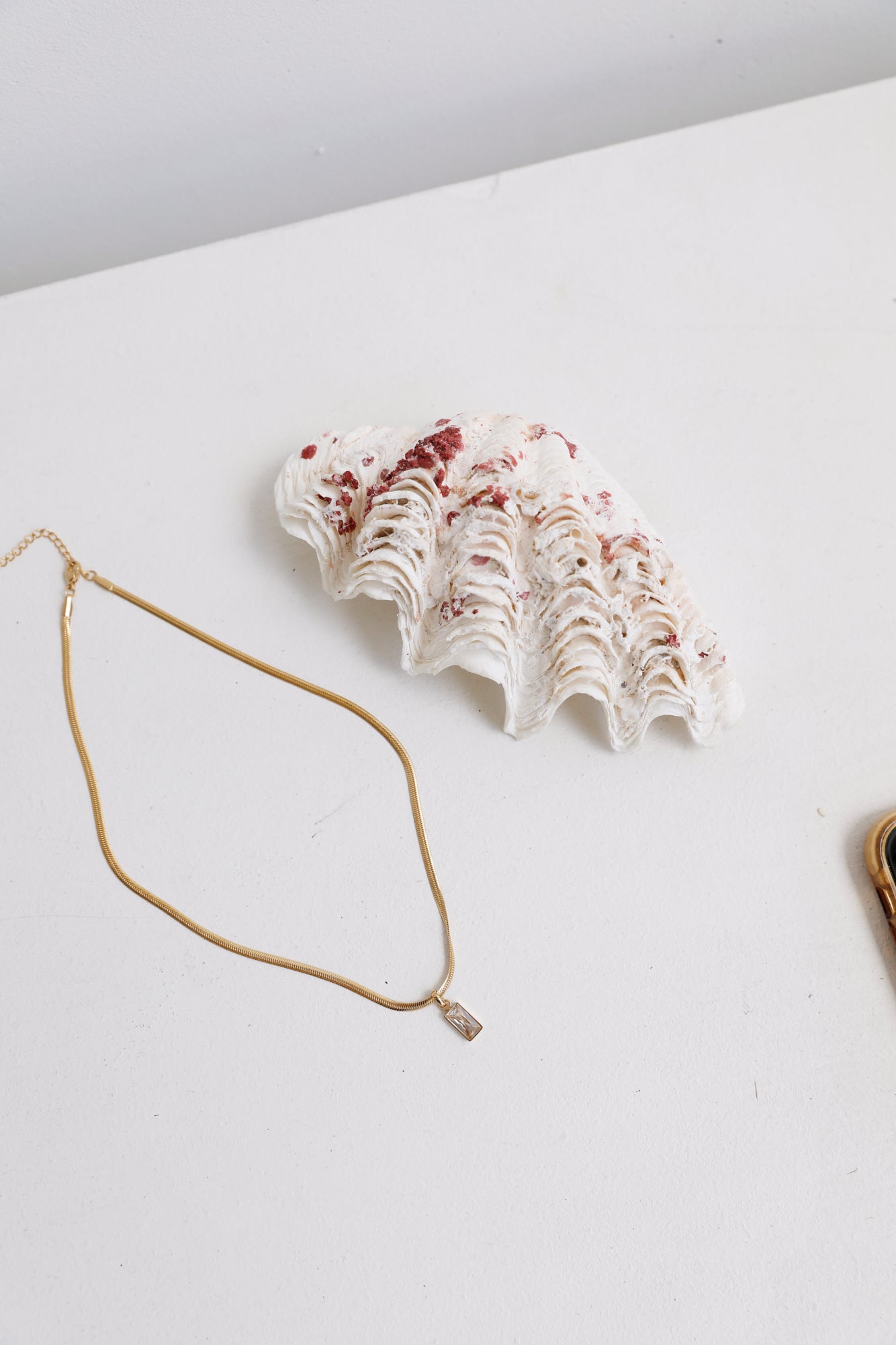 18k Gold Plated Looking Glass Necklace Clear-Seaa Fashion