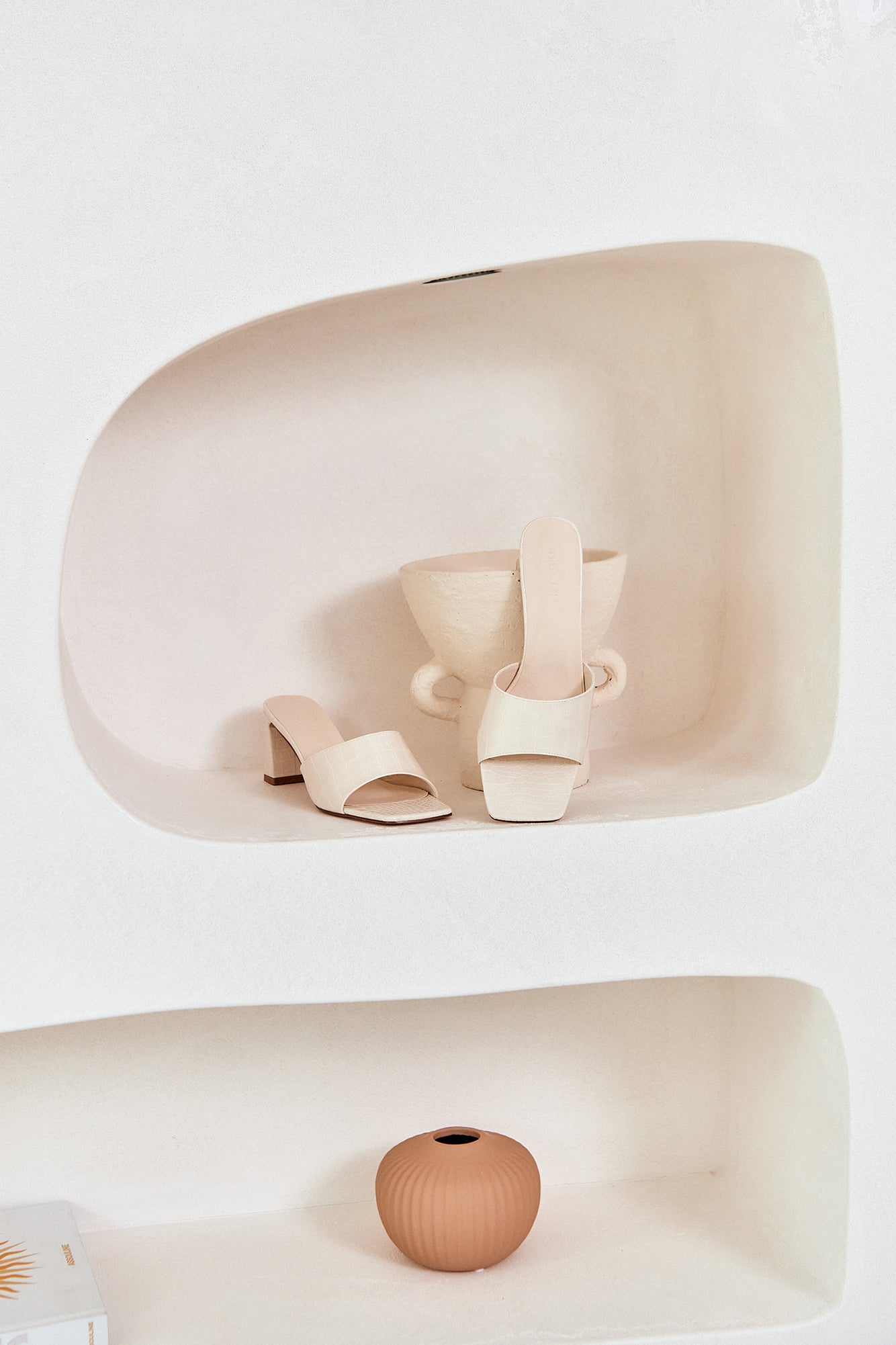 BILLINI Irine Mule Bone Croc-Seaa Fashion