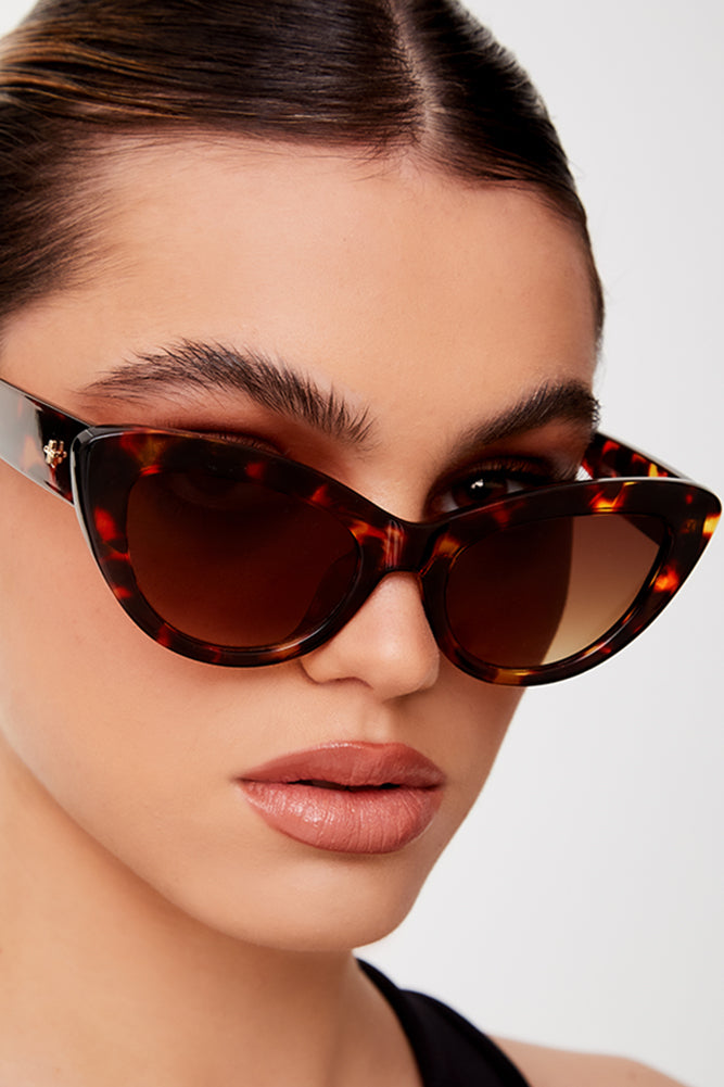 PETA + JAIN Georgina Sunglasses Tort Brown-Seaa Fashion